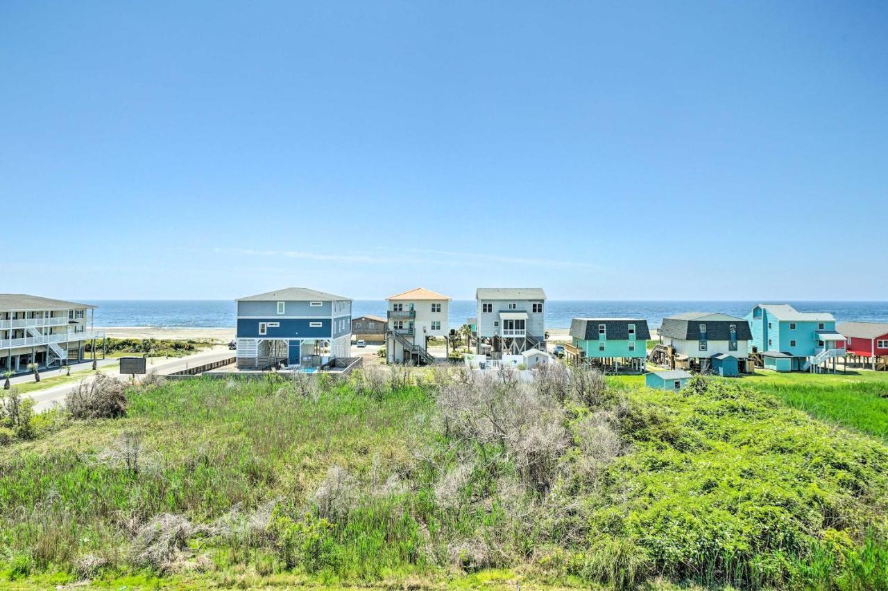 Ocean-View Oak Island Condo, 1 Block To Beach! Exterior foto