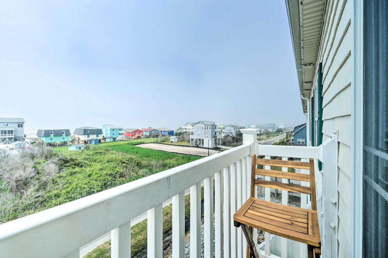 Ocean-View Oak Island Condo, 1 Block To Beach! Exterior foto